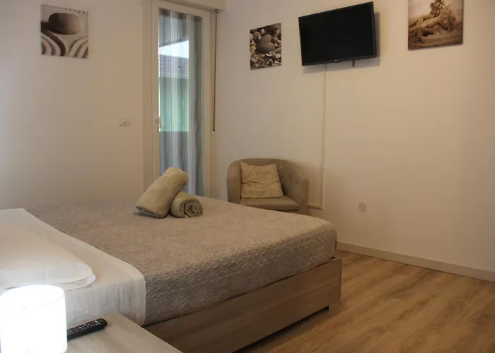 Lagoon View Deluxe Flat + Pool&parking Апартаменты